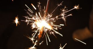 途中の手持ち花火